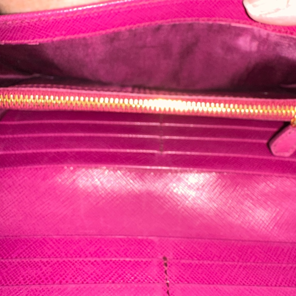 Prada with paperwork Prada Saffiano Metal Women's Dalia Wallet EUC - Picture 9 of 15